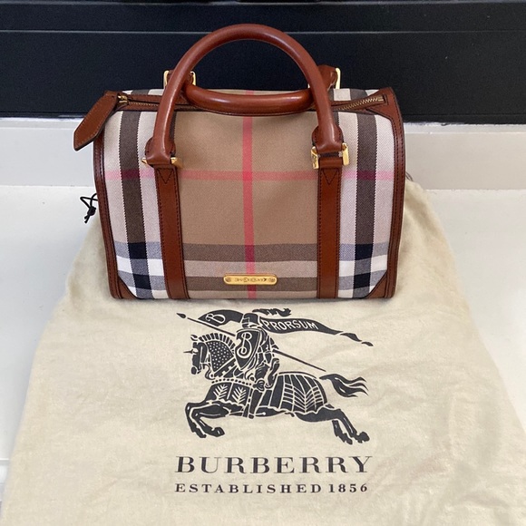 Burberry Handbags - Burberry